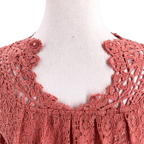 Staring at Stars Womens Size XS Crochet Lace Blouse 3/4 Sleeve Coral Pullover - Picture 3 of 9